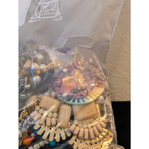Jewelry Lot Avis Repurpose Bag 4 Plus Lbs Beads/Craft/Repurpose Pieces - Picture 6 of 12